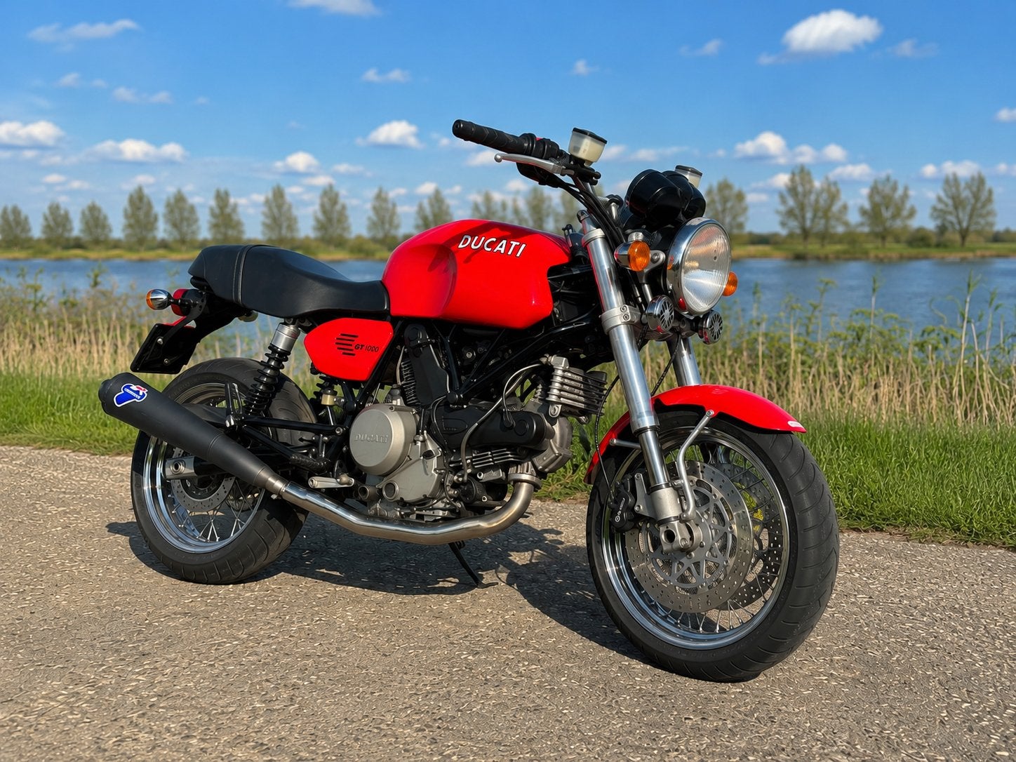 Rode Ducati GT1000 Motor, Motoren, Motoren | Ducati, Particulier, Naked bike