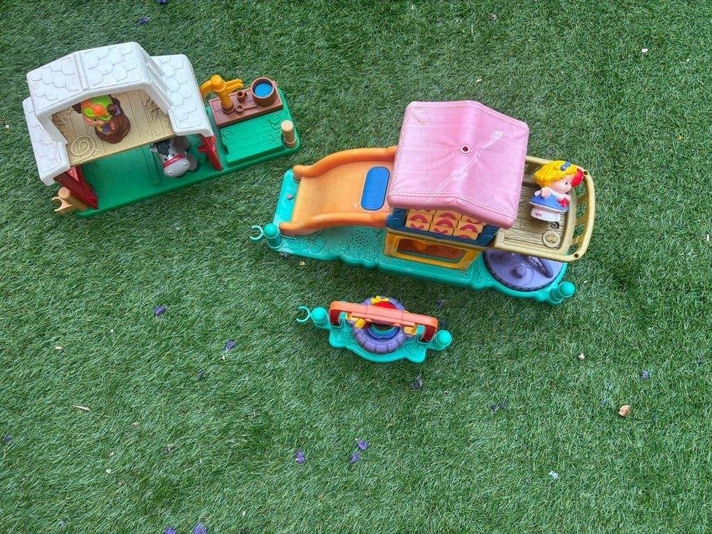 fisher price speeltuin/boerderij, Kinderen en Baby's, Verzenden, Gebruikt, Speelset