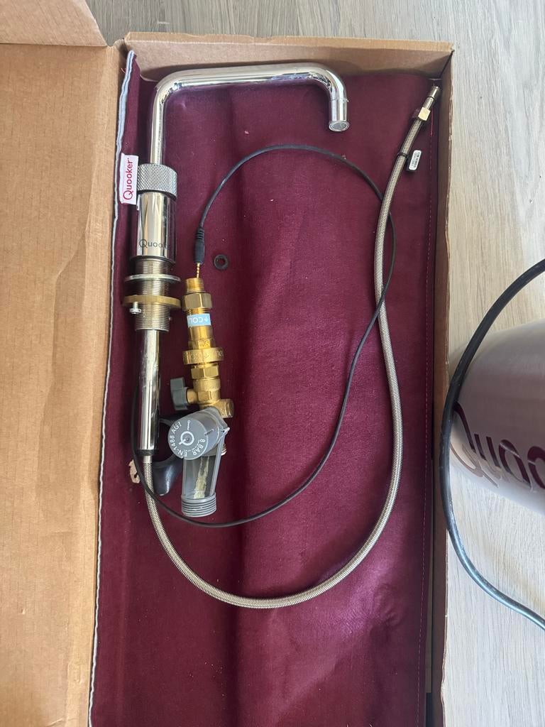 Quooker PRO3-VAQ kokendwaterkraan met reservoir, Ophalen, Overige modellen, Overige typen, 10 kopjes of meer