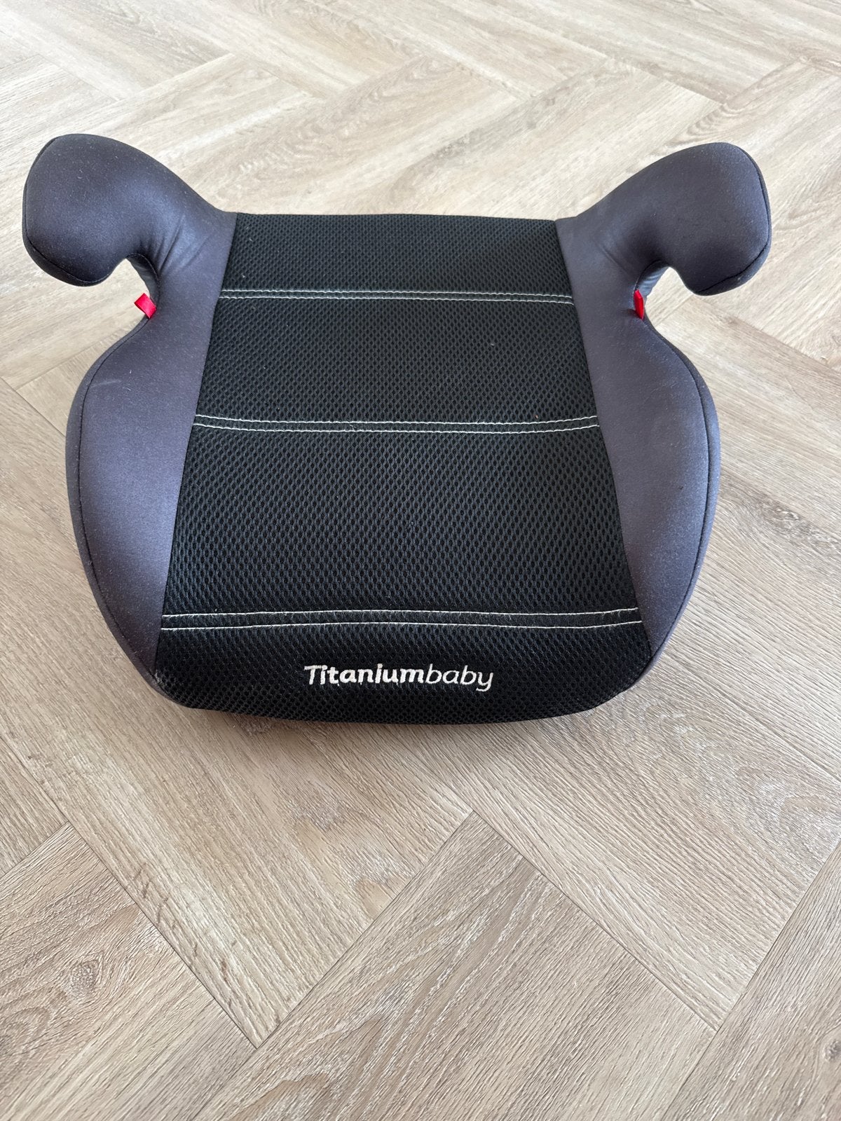 Titaniumbaby zitverhoger - Zwart, 15 t/m 36 kg, Ophalen, Overige merken, Gebruikt