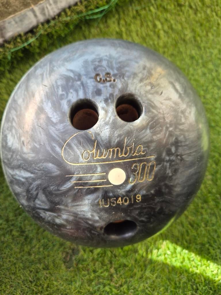 Bowlingbal Columbia 300 met poetsdoek en tas, Sport en Fitness, Bowlen, Ophalen of Verzenden