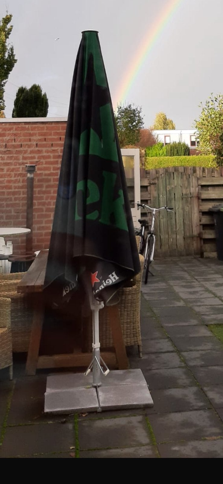 Heineken horeca parasol 3x3 met voet, Ophalen, Gebruikt, 2 tot 3 meter, Stokparasol