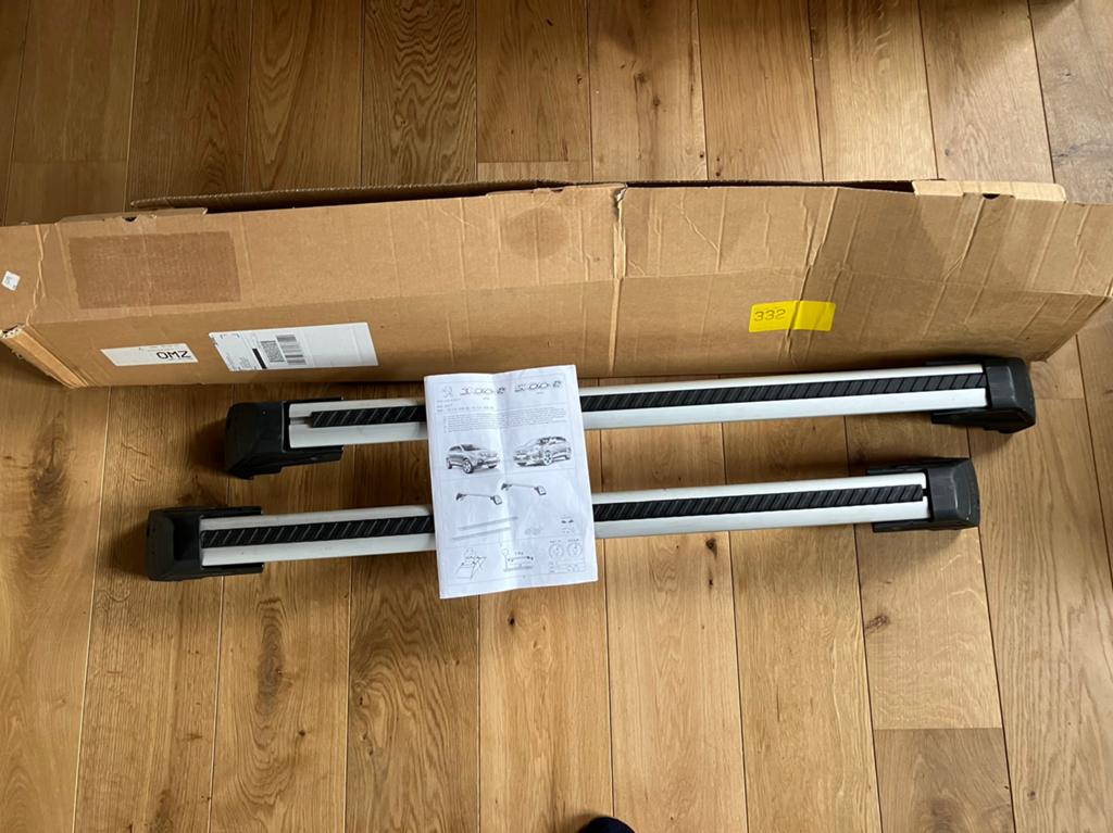 Originele dakdragers Peugeot 3008 en 5008, complete set, Auto diversen, Dakdragers, Ophalen, Gebruikt