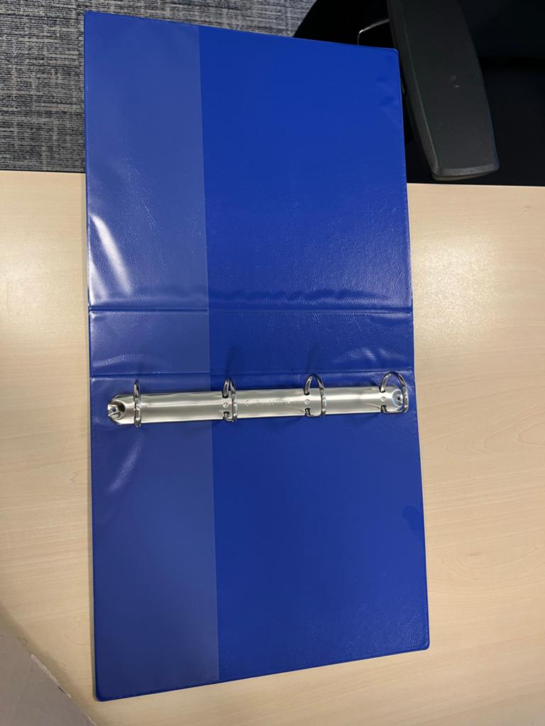 87 mappen en een doos met tabbladen, Diversen, Ophalen
