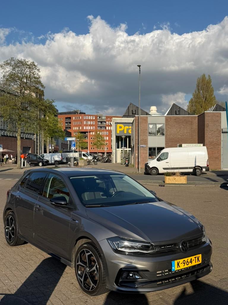 Volkswagen Polo 1.0 TSI 95pk 7-DSG R-line full option, 95 pk, 49 €/maand, Particulier, 1080 kg