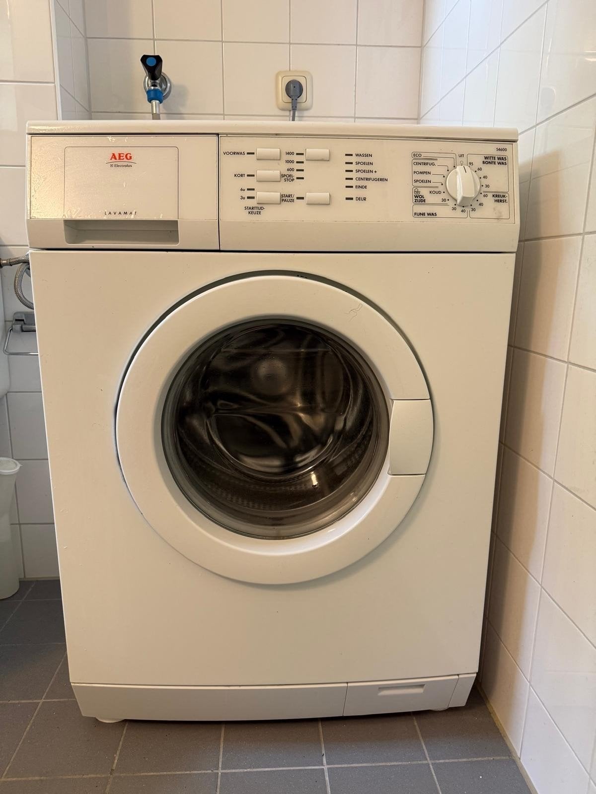 AEG Lavamat Wasmachine - Betrouwbaar en Gebruikt, Ophalen, 6 tot 8 kg, Voorlader, 85 tot 90 cm