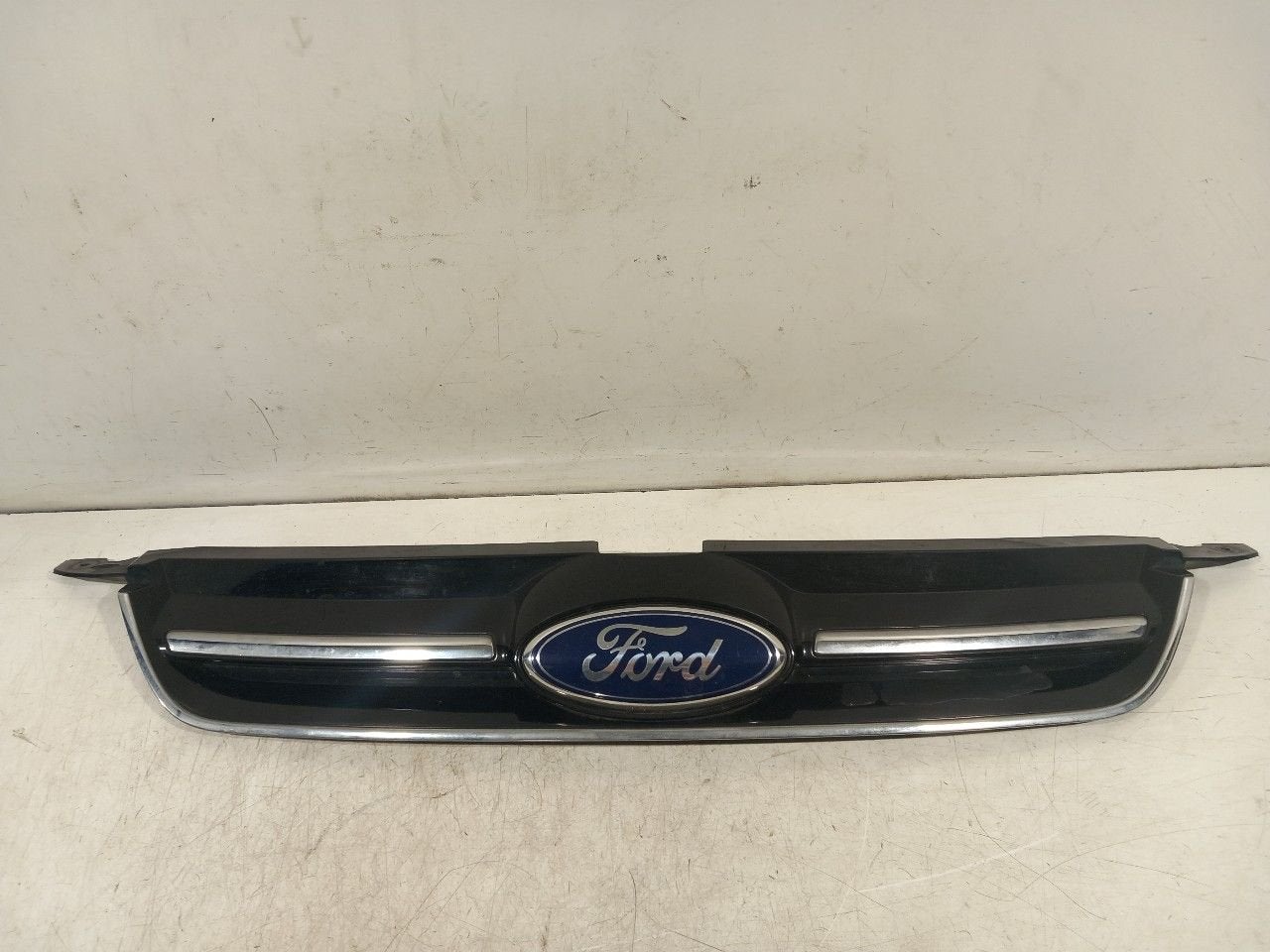 Grille Ford C-Max, Onderdelen@venauto.nl, Van der Ven Autorecycling B.V., Gebruikt, Ettenseweg 76, 4706 PB Roosendaal, The Netherlands