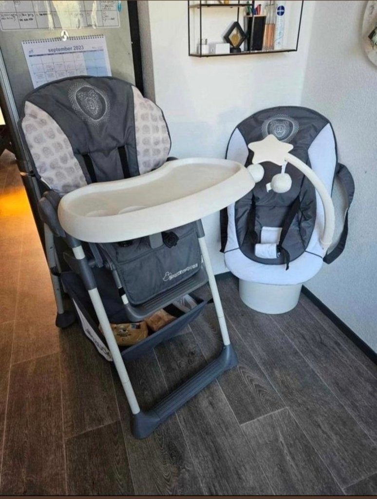 Hauck Sit'n Relax Meegroeiend Set, Grijs Mickey Mouse, Kinderen en Baby's, Kinderstoelen, Ophalen, Gebruikt, Meegroeistoel, Gordel(s)