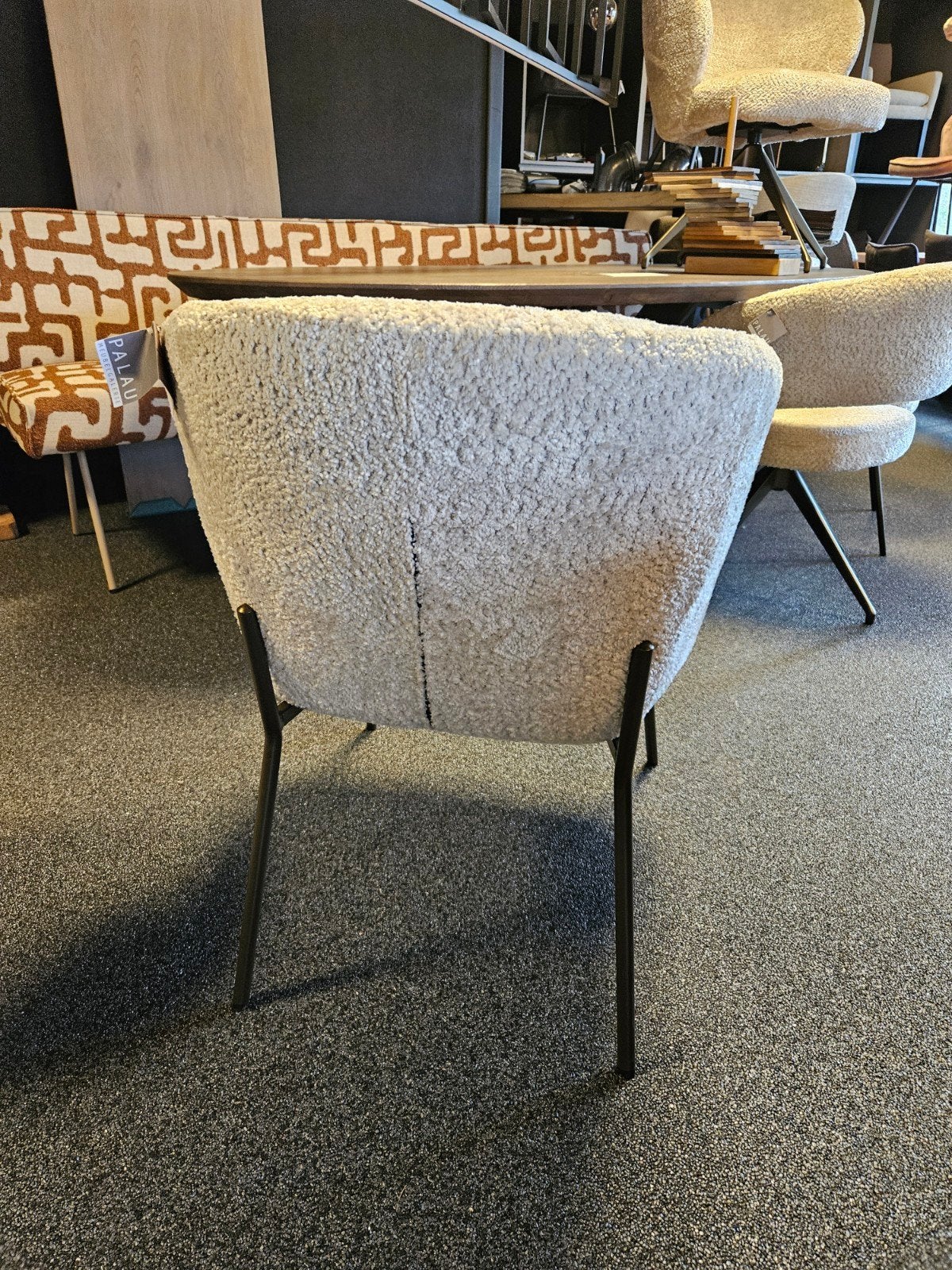 stoel YOLIE h.e. design, Ophalen of Verzenden, Nieuw, Leer, Eén