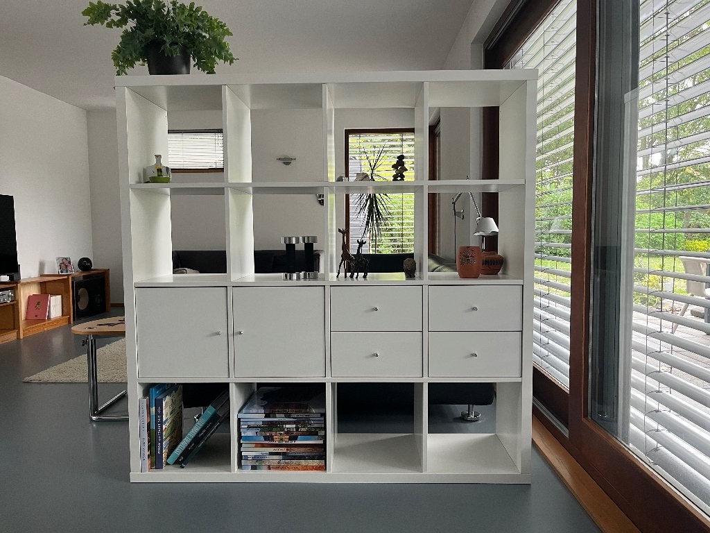 Kallax kast IKEA, inclusief 4x box (zie foto), Huis en Inrichting, Kasten | Boekenkasten, Ophalen, Gebruikt, Overige materialen