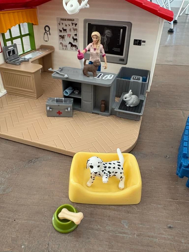 Schleich Dierenartspraktijk, Ophalen, Zo goed als nieuw, Jongen of Meisje