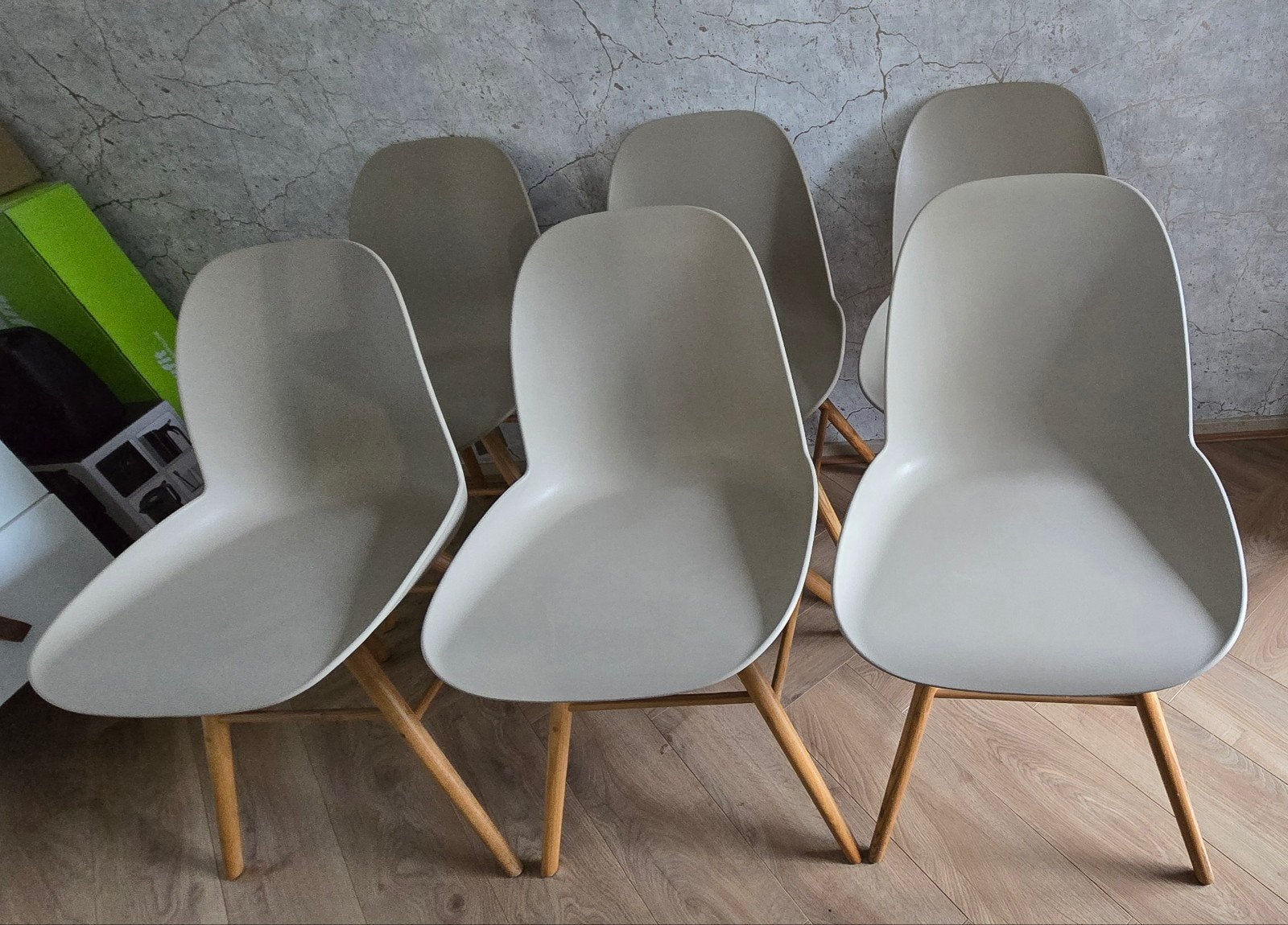 Set van 6 Zuiver Albert Kuip taupe design eetkamerstoelen, Ophalen, Zo goed als nieuw, Overige kleuren
