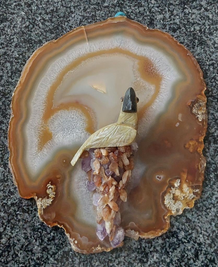 Agaat schijf met parkiet 0.5x20x25 cm., Sieraden, Tassen en Uiterlijk, Ophalen of Verzenden, Nieuw, Overige kleuren, Steen of Mineraal