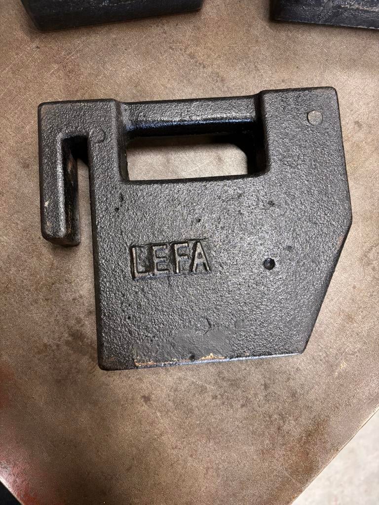 3x frontgewicht 15 kg p/stuk = 45 kg totaal tbv minitractor, Ophalen of Verzenden, Gebruikt, Mini
