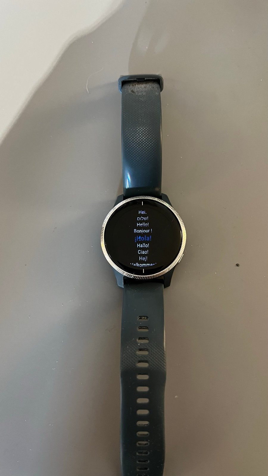Garmin Venu smartwatch met lader (screenbleed), Sieraden, Tassen en Uiterlijk, Smartwatches, Ophalen, Waterdicht, Hartslag, Gebruikt