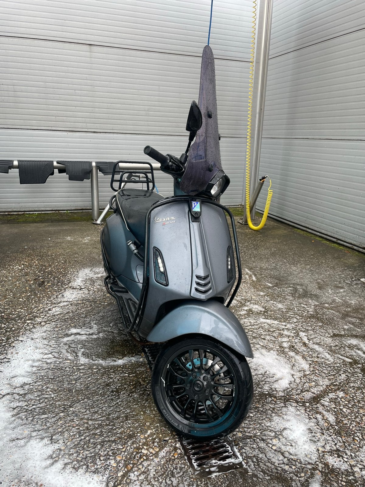 Vespa Sprint Geel Kenteken - Goed Onderhouden, Fietsen en Brommers, Scooters | Vespa, Ophalen, Gebruikt, Overige modellen, Maximaal 45 km/u