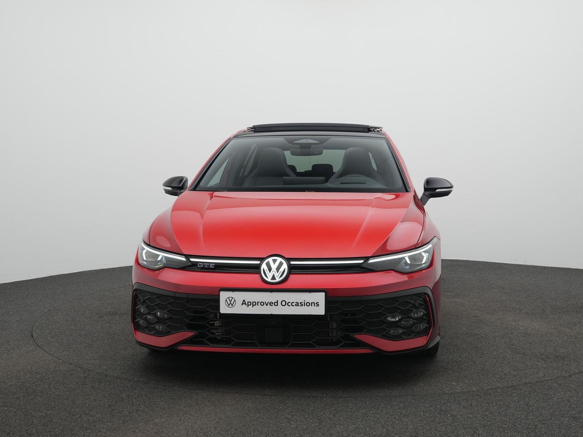 Volkswagen Golf 1.5 eHybrid 272pk GTE | SOH 102,0% | Trekhaa, Stof, 4 cilinders, 150 min, 26 kWh