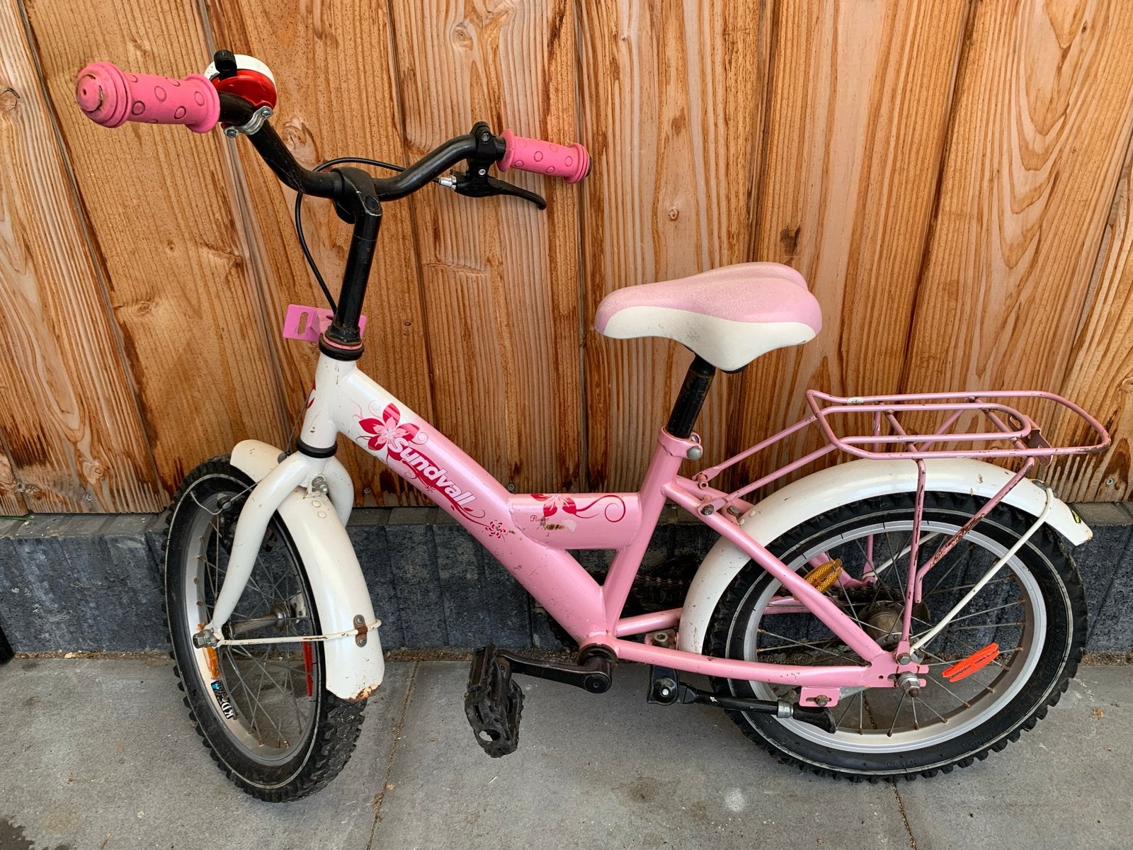Roze kinderfiets Sundvall 16 inch, Ophalen, Gebruikt, Velgrem, 16 tot 20 inch