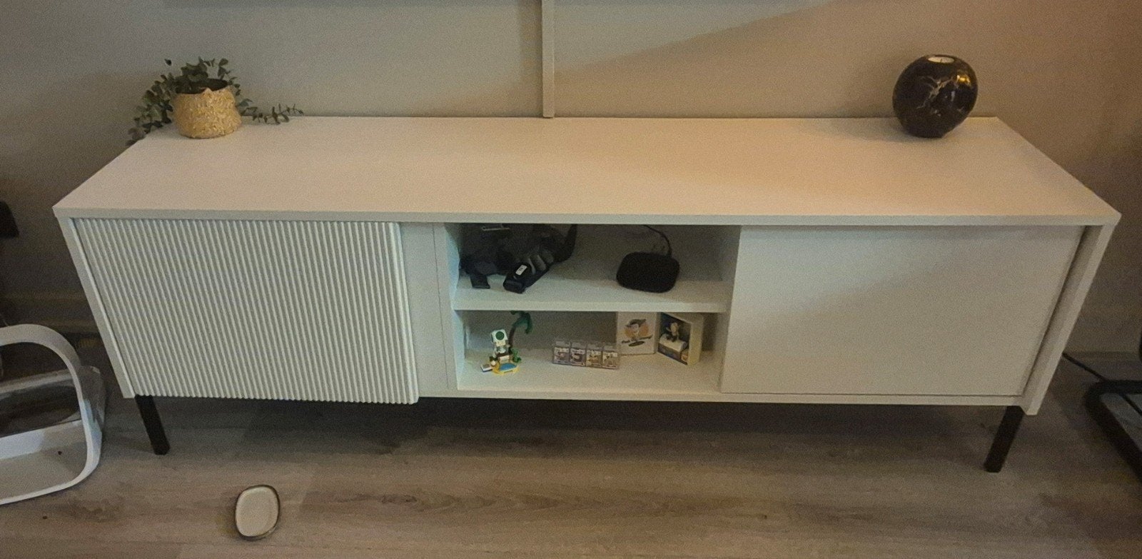 Meubella Tv meubel 150cm, Ophalen, 100 tot 150 cm, Zo goed als nieuw, Minder dan 100 cm