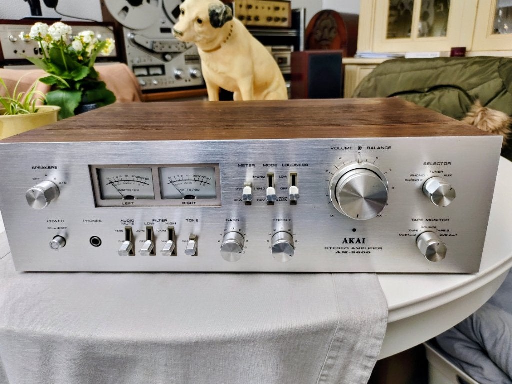AKAI AM 2600. Vaste prijs 300 euro., Audio, Tv en Foto, Ophalen, Minder dan 60 watt, Overige merken