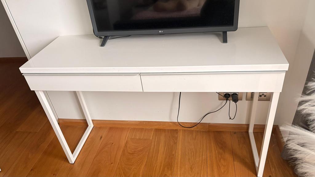 Witte make-up tafel met 2 laden, Huis en Inrichting, Tafels | Kaptafels, Ophalen of Verzenden, Gebruikt