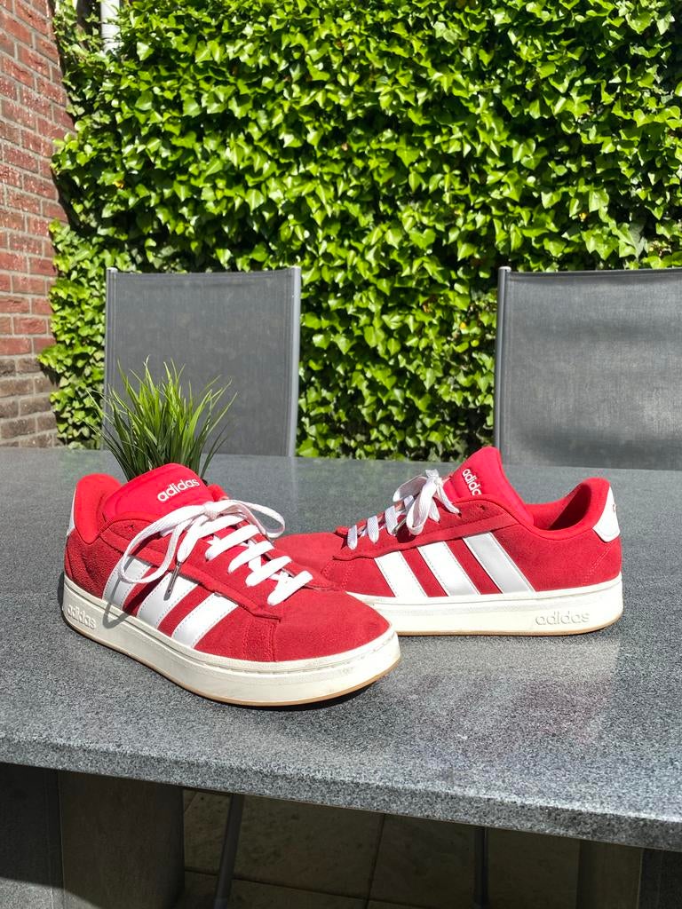 Adidas Grand Court Alpha 00s Sneakers Rood, Ophalen of Verzenden, Gedragen, Rood, Sneakers of Gympen