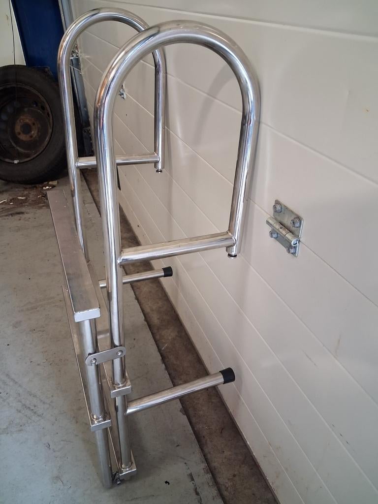 RVS Zwemtrap / Bootladder - Inklapbaar, Ophalen, Gebruikt, Overige typen