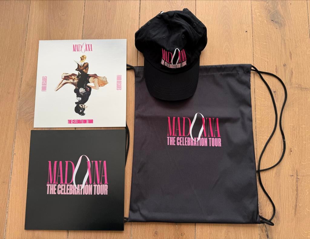 Madonna The Celebration Tour Merchandise Set, Verzamelen, Muziek, Artiesten en Beroemdheden, Ophalen of Verzenden, Nieuw, Foto of Kaart