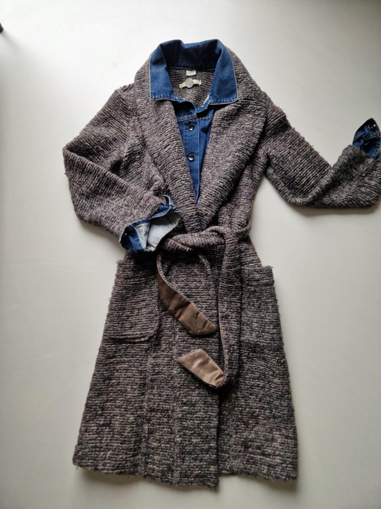 Stijlvol gebreide vest/jas met denim kraag van Nolita mt S, Bruin, Ophalen of Verzenden, Maat 36 (S), Gedragen