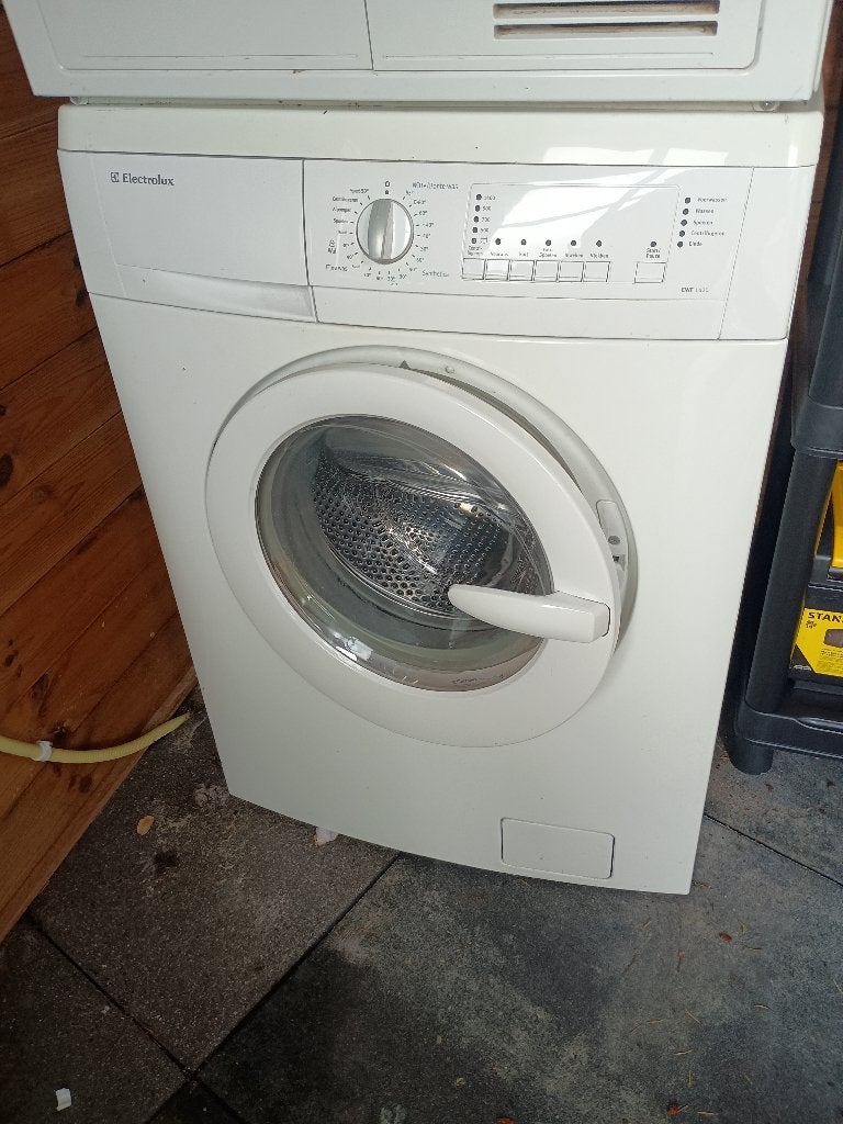 Electrolux EWF1420 wasmachine, Witgoed en Apparatuur, Wasmachines, Ophalen, Gebruikt, Voorlader, 85 tot 90 cm