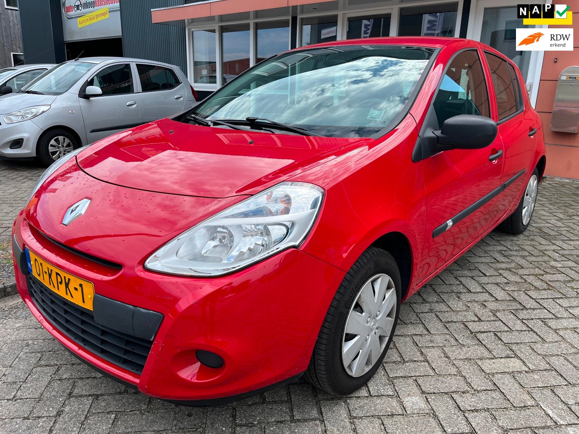 Renault Clio 1.2 Special Line lage km nap airco, Auto's, Voorwielaandrijving, 535 kg, Gebruikt, 49 €/maand
