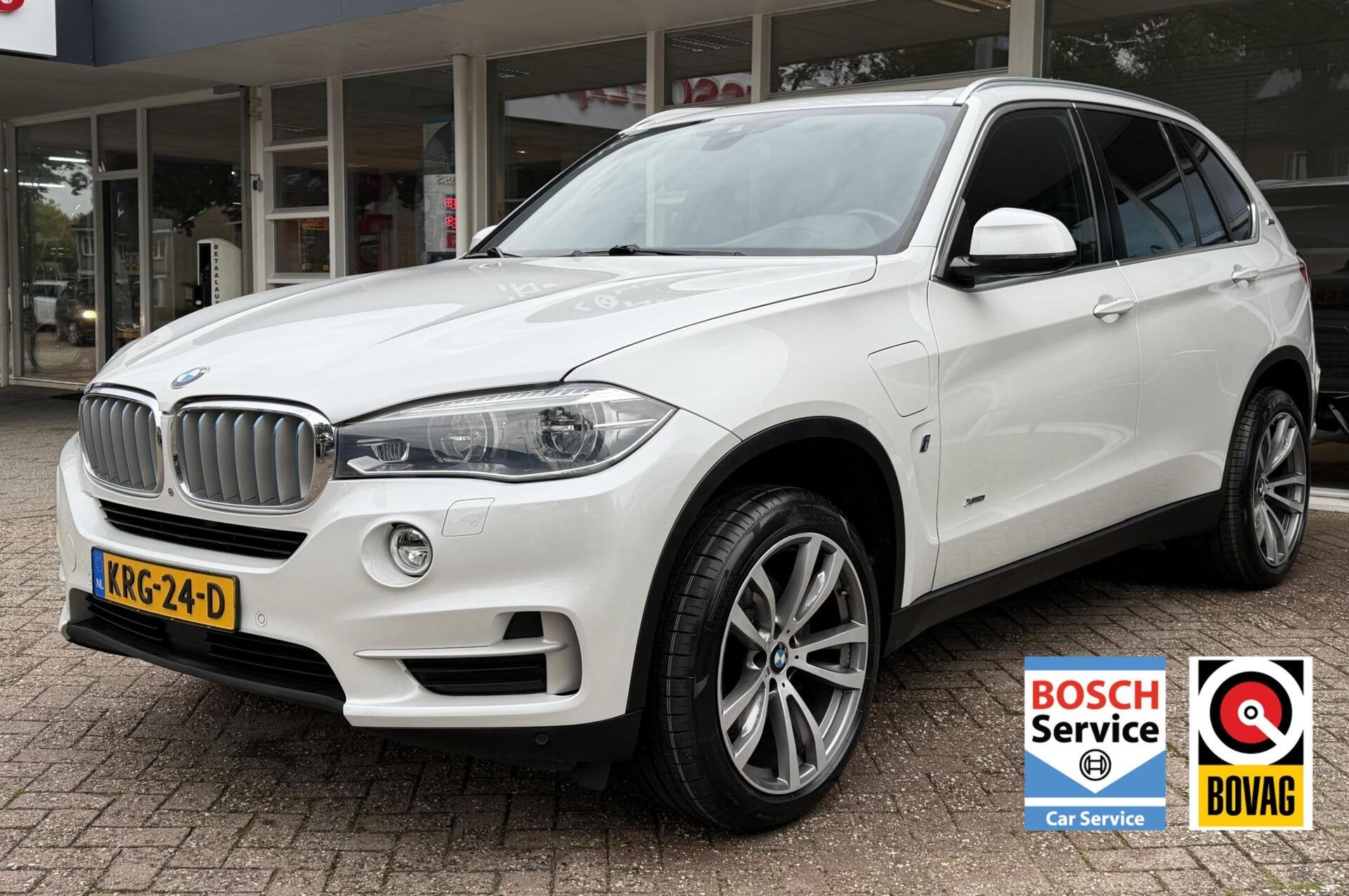 BMW X5 xDrive40e iPerformance Led, Leer, Climat, Camera, LM., Auto's, Gebruikt, 4 cilinders, Met garantie (alle), Wit
