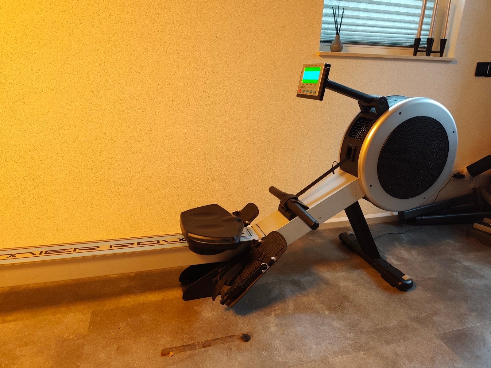 Roeitrainer op luchtweerstand! Infinity R100, Sport en Fitness, Ophalen