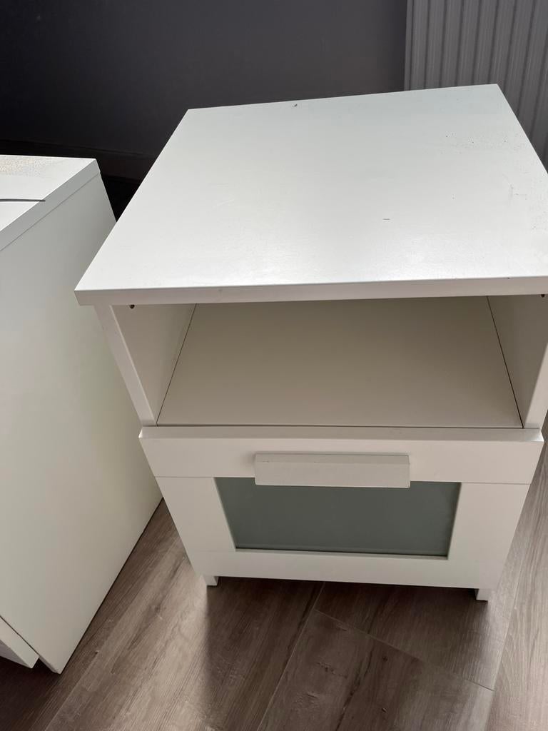 1 Wit Brimnes nachtkastje ikea, Huis en Inrichting, Ophalen, Overige materialen, Minder dan 45 cm, Zo goed als nieuw