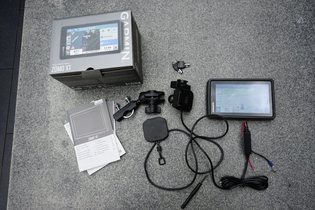 Garmin Zumo XT incl. extras, GPS motor navigatie systeem, Ophalen of Verzenden, Zo goed als nieuw