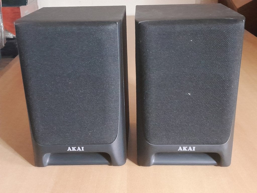 Set Akai AE-S92 2-weg luidsprekers ( 40 Watts ) nieuwstaat, Audio, Tv en Foto, Luidsprekers, Ophalen, Zo goed als nieuw, Minder dan 60 watt