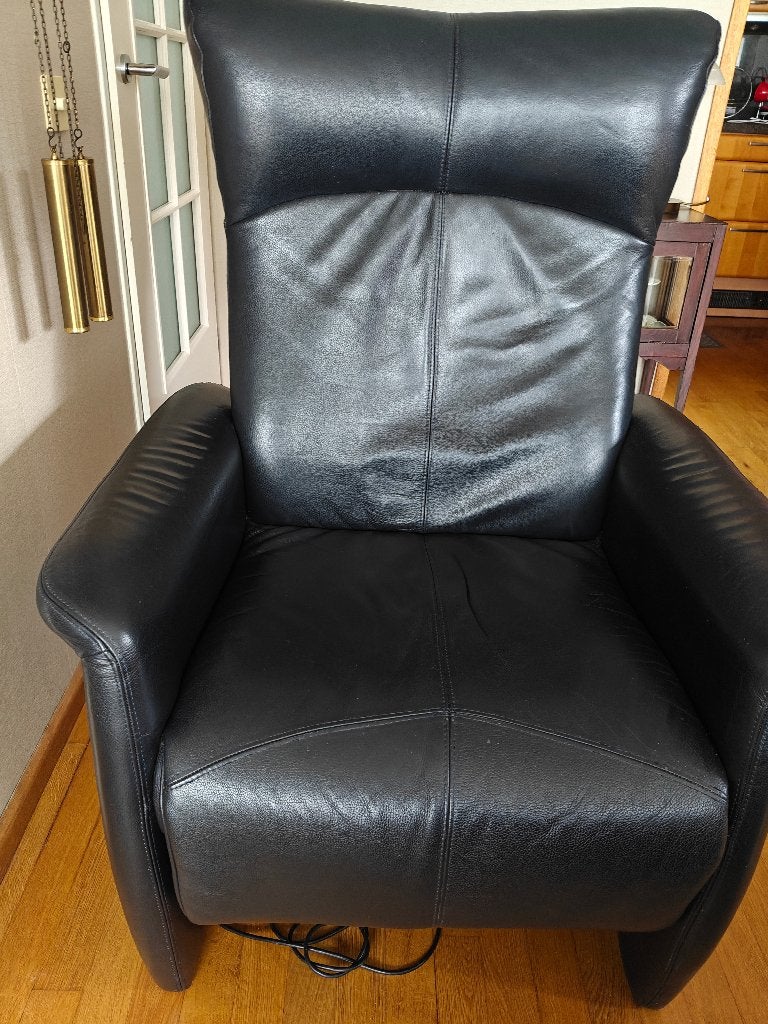 Electrische relaxstoel, Ophalen, Gebruikt, 50 tot 75 cm, Leer