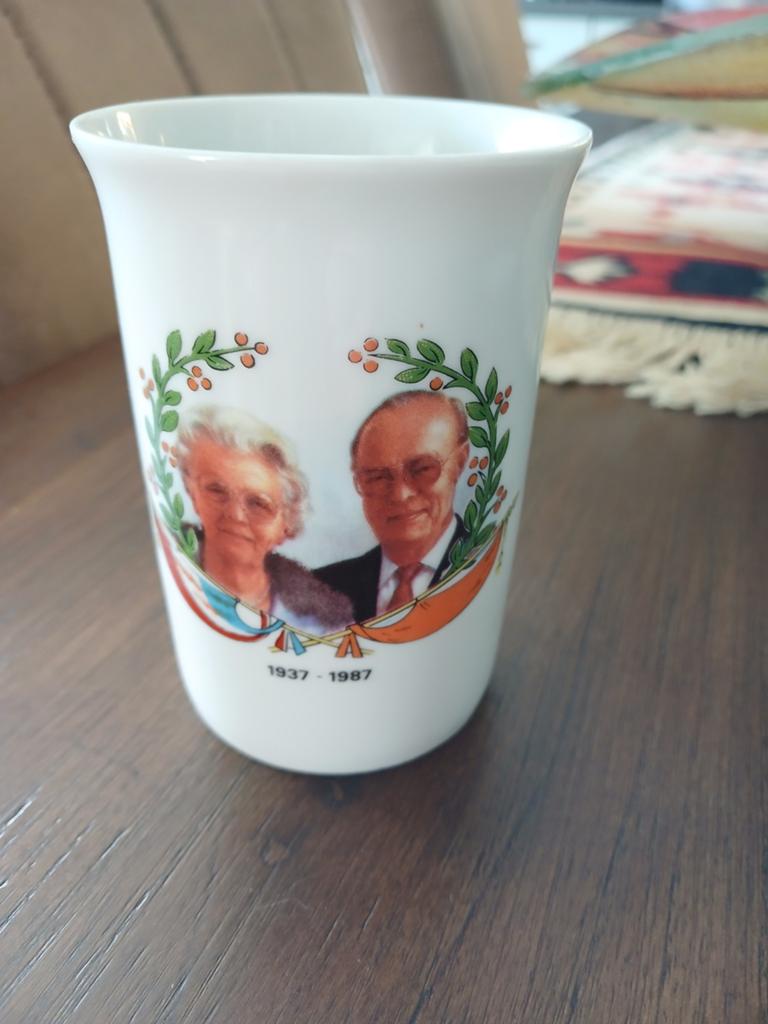 Lepelvaasje 50 jarig Huwelijk, Ophalen of Verzenden, Zo goed als nieuw, Servies