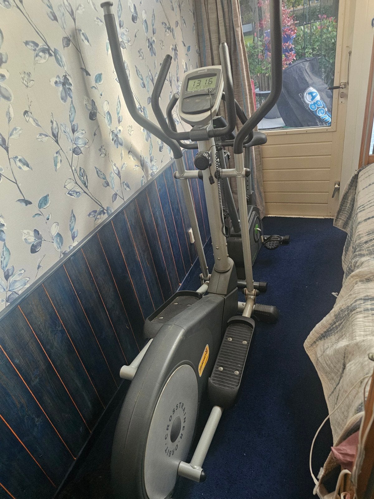 crosstrainer apperaat Orbit, Ophalen