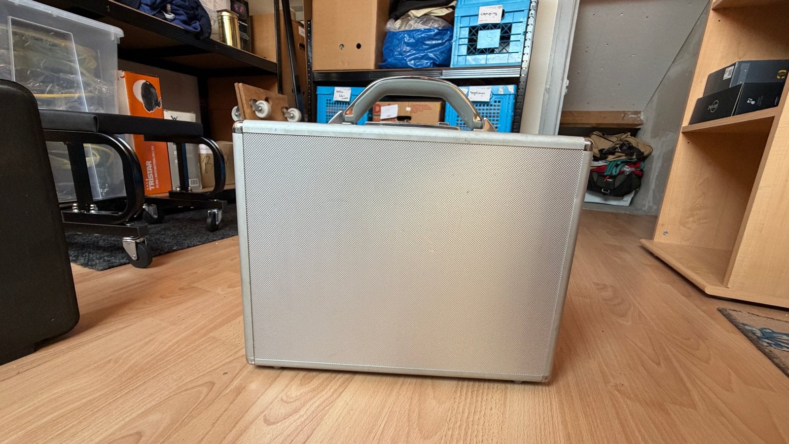 Aluminium attaché koffer met cijferslot, Sieraden, Tassen en Uiterlijk, Koffers, Ophalen, Gebruikt, Slot, Minder dan 35 cm