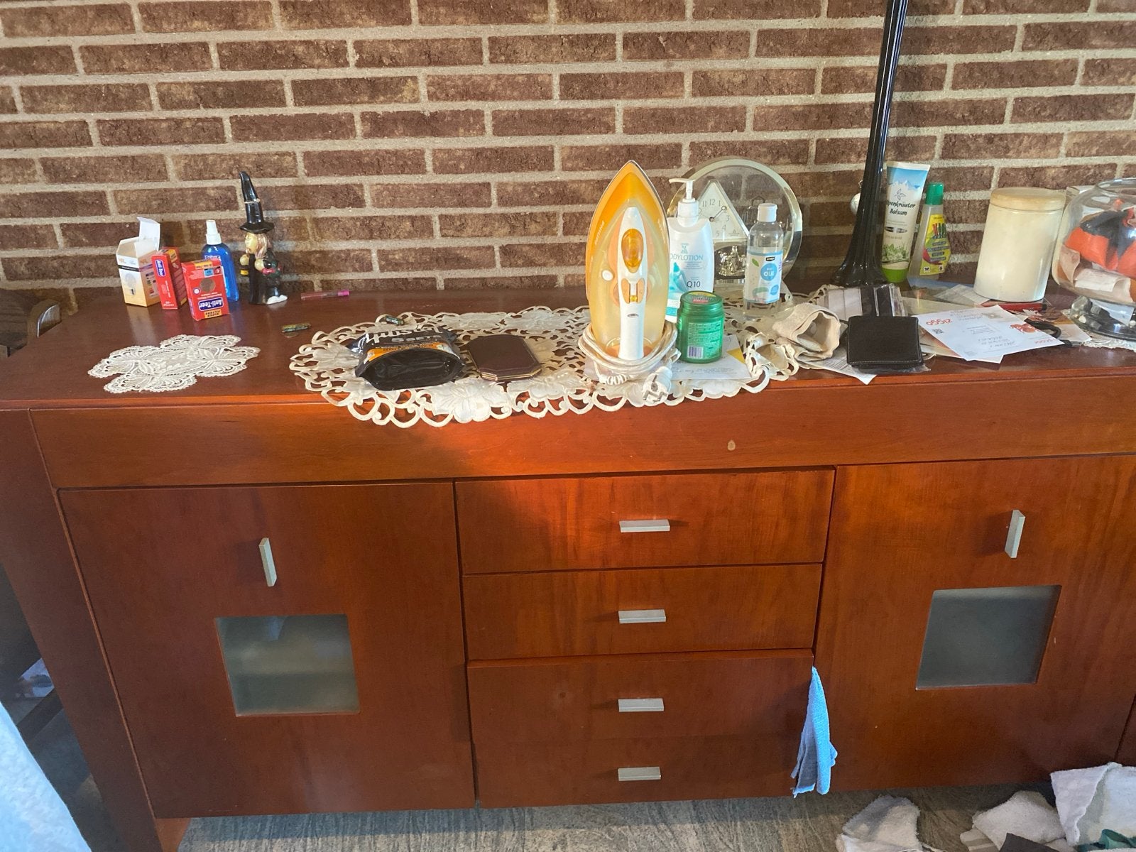 Houten dressoir met lades en deuren, Ophalen, Gebruikt, 150 tot 200 cm, Met lade(s)