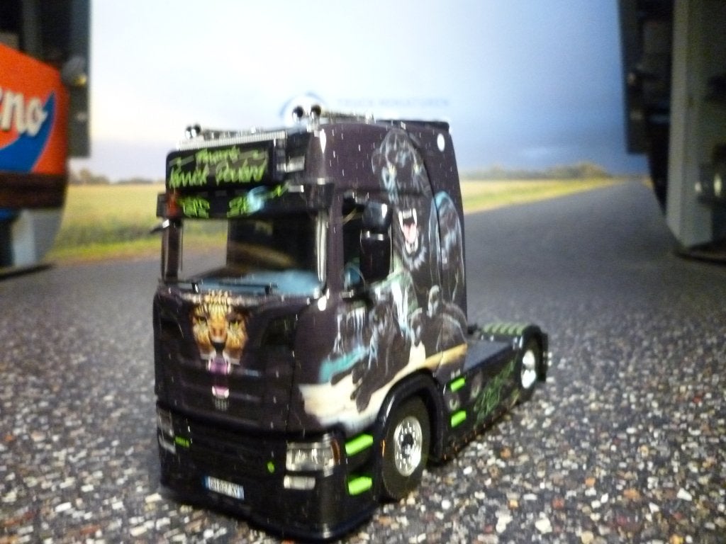 WSI Scania Next Gen Yannick Poulard "Green Eyes", Ophalen of Verzenden, Nieuw, Bus of Vrachtwagen, Wsi