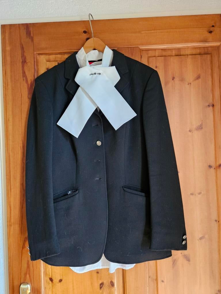 Pikeur dressuur jasje plus bijpassende blouse maat 42, Dieren en Toebehoren, Paardrijkleding, Ophalen, Dressuur, Zo goed als nieuw