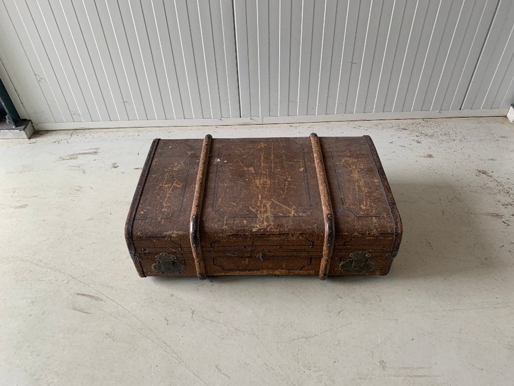 Antieke hutkoffer, Ophalen, Overige materialen, Gebruikt, 45 tot 55 cm