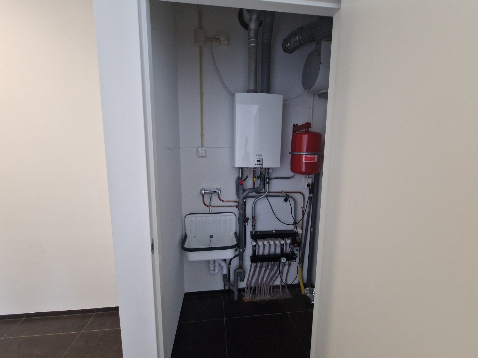loodgieter gezocht vloerverwarming loskoppelen