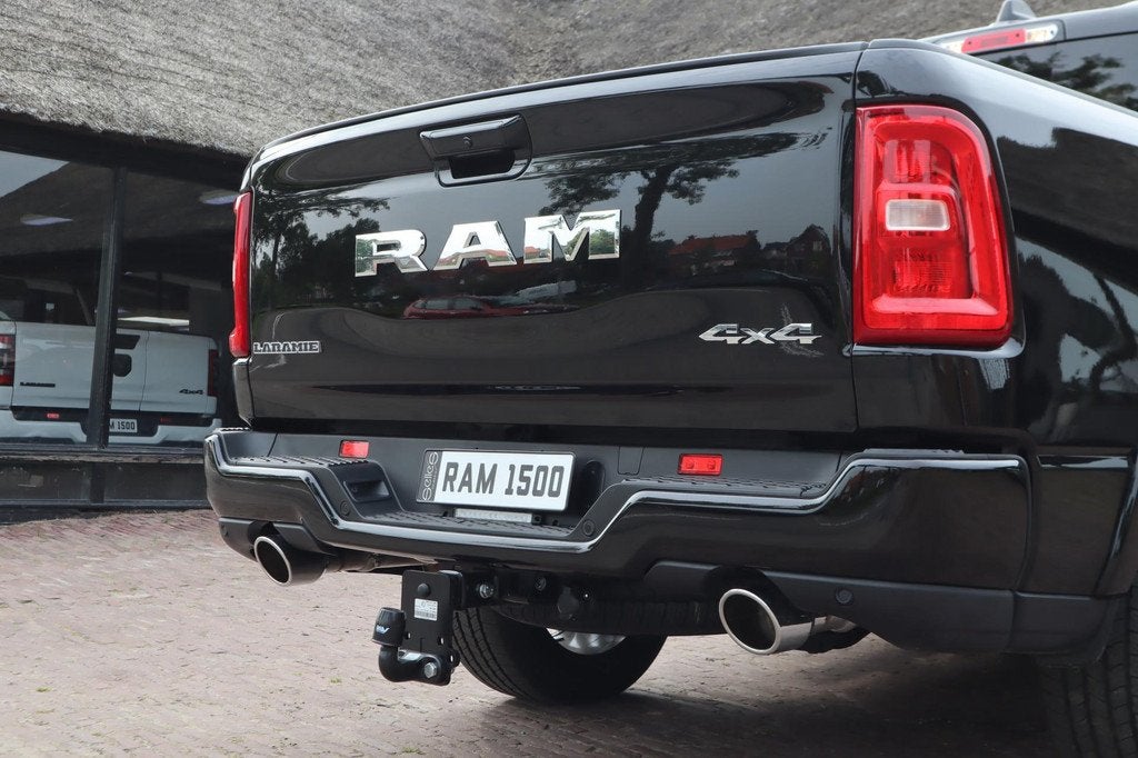 Dodge Ram 1500 2025 3.0L HURRICANE LARAMIE SPORT | BPM VRIJ, Auto's, Dodge, Automaat, Zwart, 2993 cc, Zwart