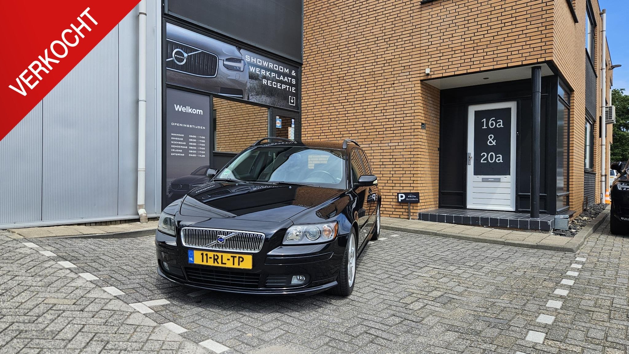 Volvo V50 2.4i Momentum van 1ste eigenaar, Auto's, Voorwielaandrijving, Dealer onderhouden, 1362 kg, Gebruikt