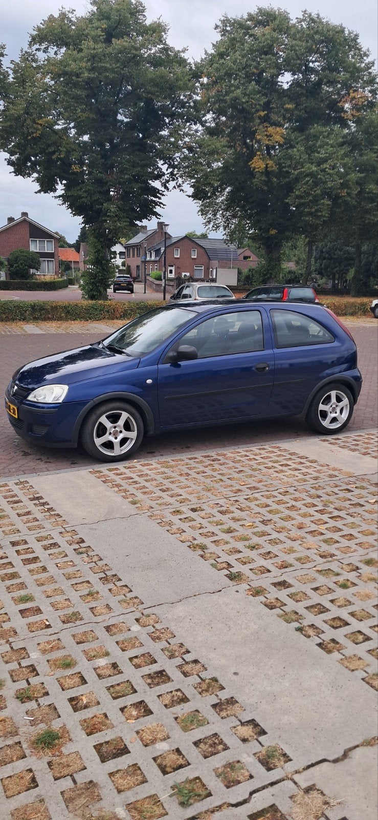 Opel Corsa 1.2 16V 3D 2003 Blauw met nieuwe apk, 74 pk, 31 €/maand, Blauw, Origineel Nederlands