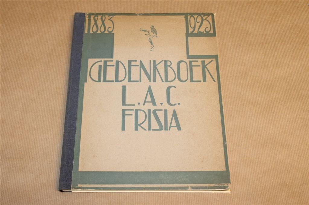 Gedenkboek L.A.C. Frisia Leeuwarden - 1923 !!, Boeken, Ophalen of Verzenden, Zo goed als nieuw