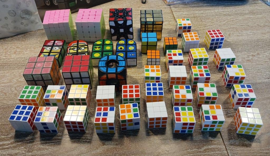 Verschillende soorten rubiks kubussen, cube, Ophalen of Verzenden, Meer dan 50 stukjes